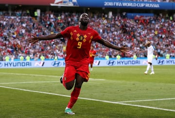 Lukaku convierte el debut de Panam¨¢ en una tortura