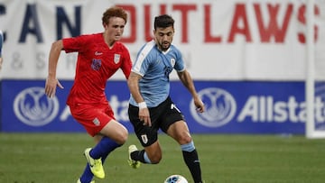 Con goles de Jordan Morris y Brian Rodr&iacute;guez, estadounidenses y charr&uacute;as empataron a un gol en duelo amistoso celebrado este martes en USA...