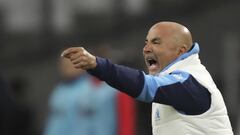 Marseille&#039;s head coach Jorge Sampaoli gestures during the French League One soccer match between Marseille and Dijon at the Stade Veledrome stadium in Marseille, France, Sunday, April 4, 2021. (AP Photo/Daniel Cole)