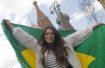 Aficionados de todo el mundo ya están en Moscú para disfrutar del Mundial 2018.


