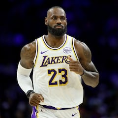 LeBron’s agent takes aim at the Lakers