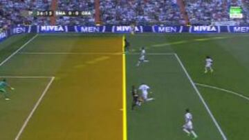 Gol mal anulado a El Arabi; el Madrid pidió dos penaltis