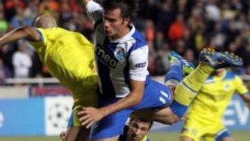 <b>APOEL 2-OPORTO 1</b>.