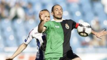 El Racing agrava la crisis del Deportivo