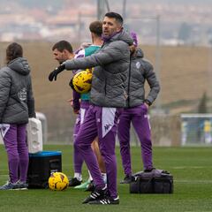 Sao Paulo sigue de cerca a Pezzolano para contratarlo