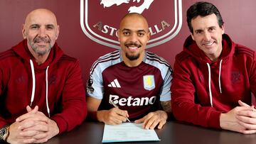 Donyell Malen es presentado como nuevo jugador del Aston Villa.