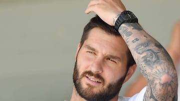 Gignac aprovecha sus vacaciones para ver el Japón vs México