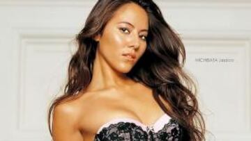 <b>El gran premio de Button</b> Si eres piloto y te espera Jessica Michibata, estás deseando llegar (entero) al box de tu equipo. En esa tesitura se encuentra Jenson Button, ganador en Spa. Al estímulo de la victoria se sumaba la novia, hija de padre argentino y madre japonesa. Ejemplar casi único, como se puede advertir.