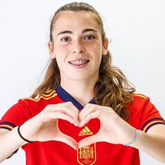 Las horas más frenéticas de Lucía Corrales: Madrid, Barça, Euro…