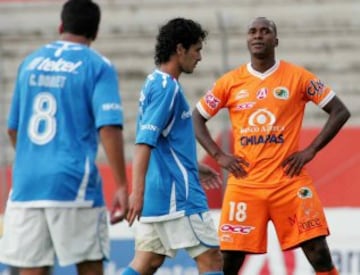 Sin duda alguna, el peor torneo de Cruz Azul en toda su historia. Previo a su festejo del 3 de mayo cayeron por 1-0 en casa contra Indios de Juárez, equipo que logró la permanencia con el resultado en la jornada 16. La Máquina terminó último de la tabla general con 13 unidades, producto de ocho descalabros, siete empates y sólo dos victorias. Aquel revés contra el equipo fronterizo le costó el puesto a Benjamín Galindo.