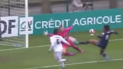 Endler hizo una de las mejores atajadas de su carrera: ¡milagrosa salvada ante PSG!