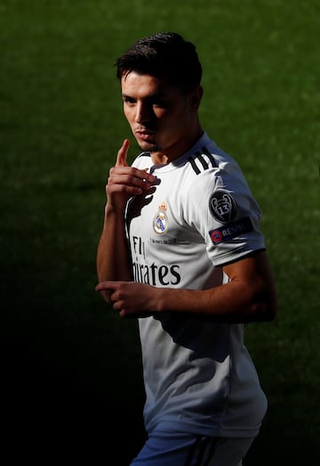 Soccer Football - Real Madrid - Brahim Diaz Presentation - Santiago Bernabeu, Madrid, Spain - January 7, 2019 Real Madrid's Brahim Diaz poses on the pitch during the presentation REUTERS/Juan Medina