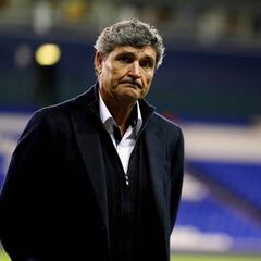 Ex técnico de Real Madrid se suma a interesados en dirigir a la Roja