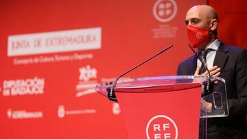 Rubiales saca adelante un presupuesto de 406M€