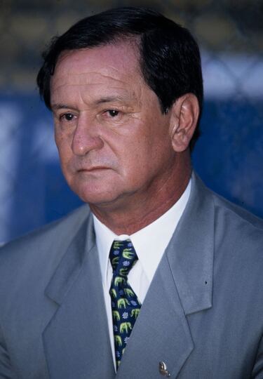 Técnico: 1982-1983 1992-1995 2003-2004 2009-2012