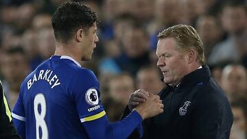 Barkley y Koeman, durante un partido del Everton.