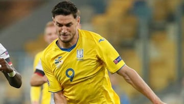 Yaremchuk será la referencia en el ataque de Ucrania.