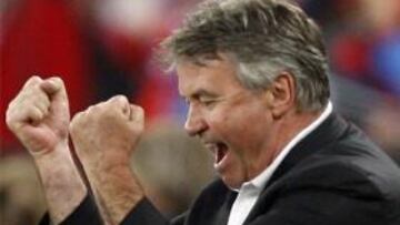 <b>NUEVO TÉCNICO.</b> Guus Hiddink se ha convertido en el nuevo entrenador del Chelsea hasta final de temporada.