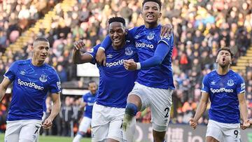 Yerry Mina y Mason Holgate