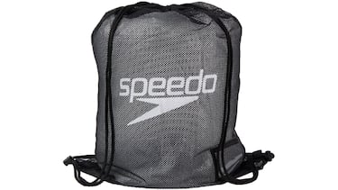 10 artículos imprescindibles para hacer natación de la forma más cómoda