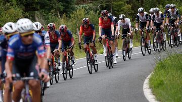 Egan Bernal, el mejor colombiano en la etapa 1 del Tour de Francia 2023 ganada por Adam Yates.