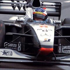 McLaren y Mercedes: 4 títulos, 77 victorias y 230 podios