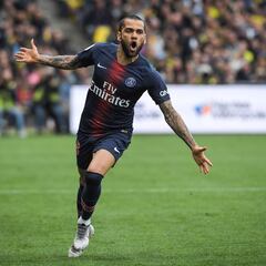 11 top footballers who are now free agents