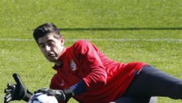 Courtois lleva tres temporadas como titular en el Atlético y su rendimiento le ha permitido hacerse con el puesto en la seleccion belga. Jugará el próximo Mundial de Brasil como titular.