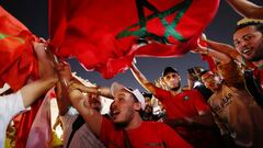 Soccer Football - FIFA World Cup Qatar 2022 - Fans in Souq Waqif - Doha, Qatar - December 1, 2022 Morocco fans celebrate in Souq Waqif after the Canada v Morocco match as Morocco qualify for the knockout stages REUTERS/Amr Abdallah Dalsh