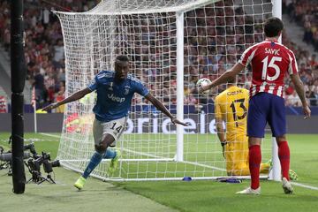 0-2. Blaise Matuidi celebró el segundo gol.