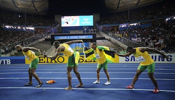 9.58 segundos. Una marca para la historia. Bolt pulverizó su mejor marca personal conseguida en los Juegos de Pekín y estableció un tiempo inalcanzable para cualquier atleta hasta la fecha. En este Mundial de Berlin volvió a repetir los tres oros de sus c