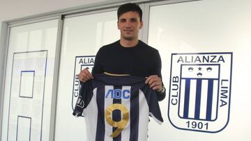 El nuevo delantero de Alianza Lima se fractur&oacute; la nariz en el amistoso disputado ante Sport Boys y se perder&aacute; la reanudaci&oacute;n del torneo Apertura.