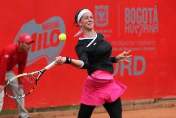 Svitolina (#27), principal figura de este certamen, derrotó a la estadounidense Louisa Chirico (#141), con parciales 6-2 y 6-1. La alemana Tatjana Maria logró su avance a segunda ronda tras vencer a la colombiana Yuliana Lizarazo, por marcador 6-3 y 6-2.