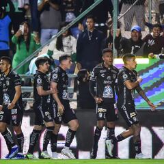 La razón por la que León pudo hacer 6 cambios contra Santos