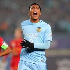 Roger Martínez, ¿competencia o compañía para Carlos Bacca?