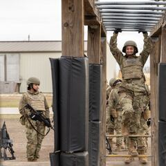 La soldado Álvarez se pierde el debut de Fuentes, su salvadora