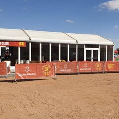 ‘Al-Vivac’, la miniciudad ambulante de Arabia