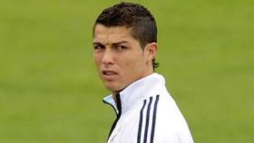 Cristiano regresa a Madrid y no jugará
