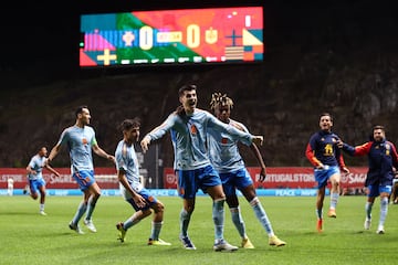 España será finalista de la tercera edición de la Nations League, que se disputará en junio. Se clasificó para la Final Four de Países Bajos tras quedar líder de un grupo muy duro con Portugal, Suiza y República Checa como rivales. La Selección Española se la jugó a una carta en Braga ante los portugueses y le salió cara gracias a un gol postrero de Morata.