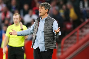 El escaso fondo de armario penaliza al Granada