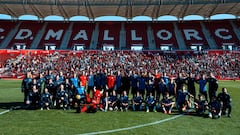 La plantilla mallorquinista despide el año ante 3000 aficionados en Son Moix