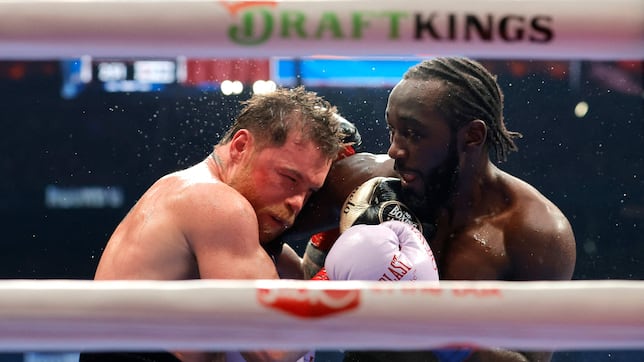 ‘Canelo’ Álvarez sorprende al mundo
