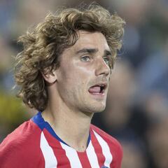 Griezmann: Atlético mulling legal action against Barcelona