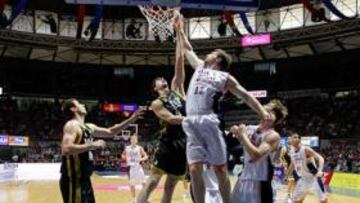 <b>RIVALIDAD. </b>En el pasado playoff el Madrid rozó el triunfo en Vitoria.