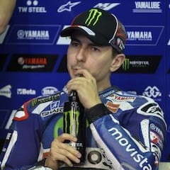 Lorenzo: "Rossi ha hecho muy bien, no tenía otra opción"