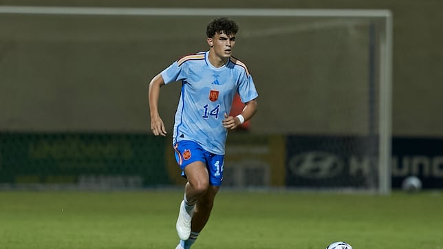 Bajcetic, convocado por la Sub-21