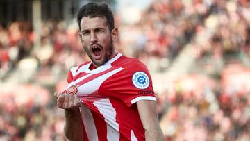 Stuani celebra un gol con el Girona.