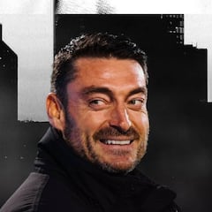 Oficial: Riera nuevo entrenador del Eintracht