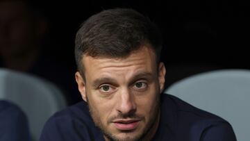 ATLANTA, GEORGIA - JUNE 19: Martin Anselmi, Head Coach of FC Porto, looks on prior to the FIFA Club World Cup 2025 group A match between Internacional CF Miami and FC Porto at Mercedes-Benz Stadium on June 19, 2025 in Atlanta, Georgia.   Kevin C. Cox/Getty Images/AFP (Photo by Kevin C. Cox / GETTY IMAGES NORTH AMERICA / Getty Images via AFP)