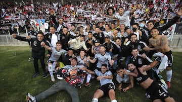 ¿Qué premio obtiene el campeón de la Copa Chile?